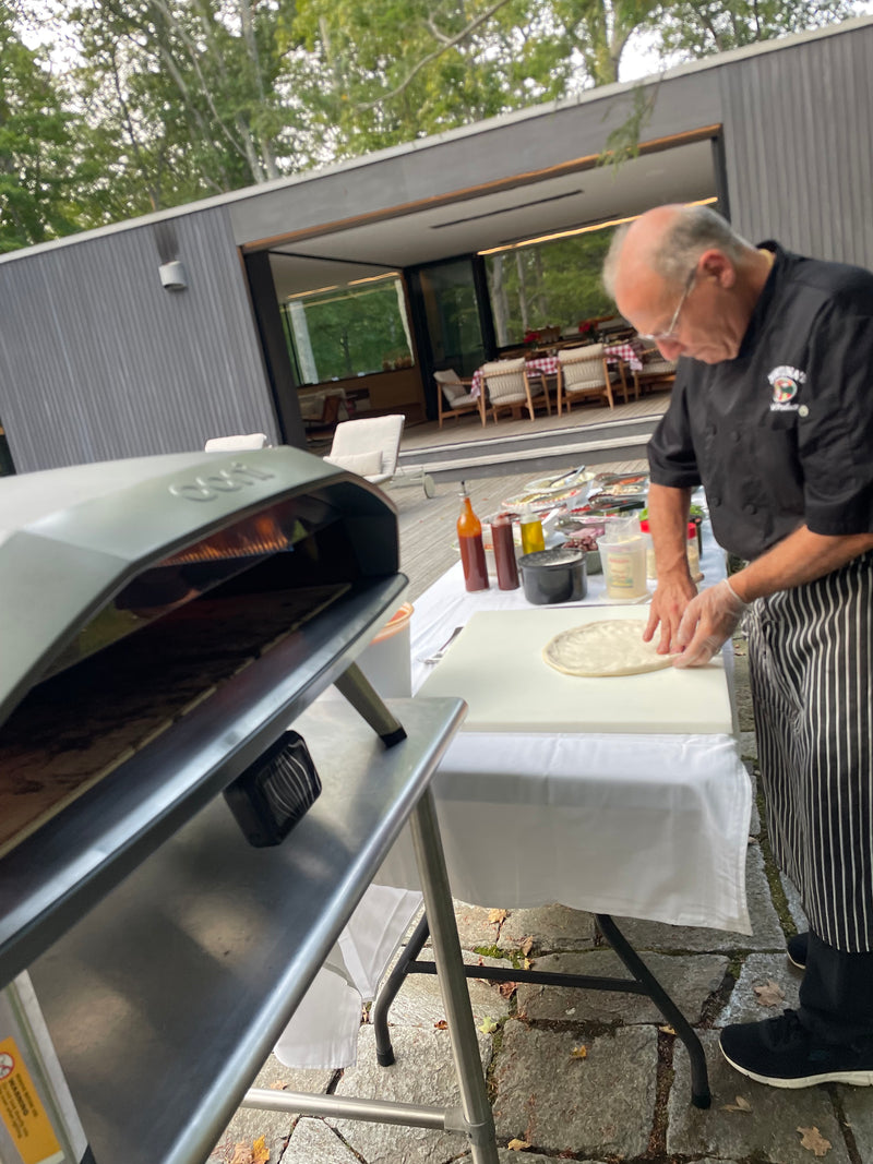 Load image into Gallery viewer, Mobile Pizza Catering With Italian Executive Chef Giuseppe
