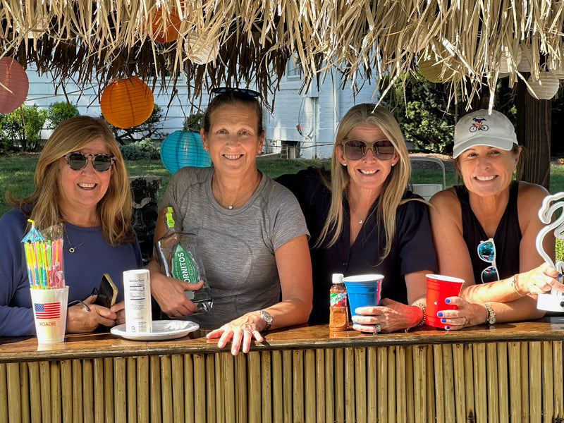 Load image into Gallery viewer, Aloha Lounge Tiki Bar Rental
