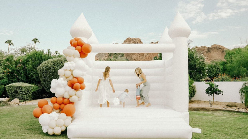 Load image into Gallery viewer, White Castle Bounce House 14.6' x 14'
